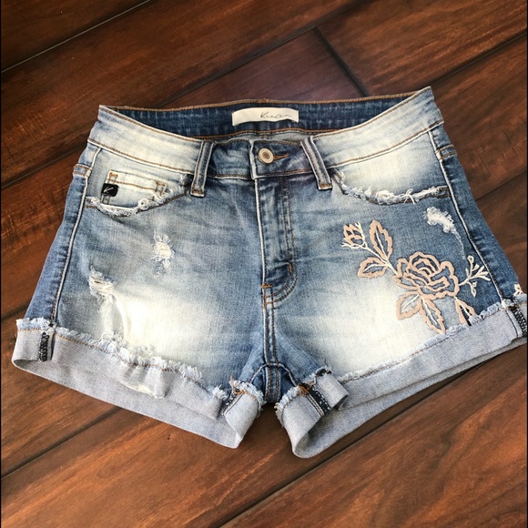 KanCan Pants - KanCan Floral Embroidered Shorts